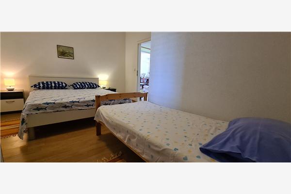 Apartment A1, for 6 persons