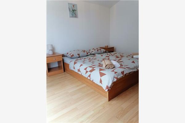 Apartment A2, for 5 persons