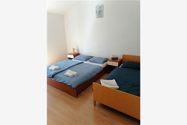 Apartment A2, for 5 persons