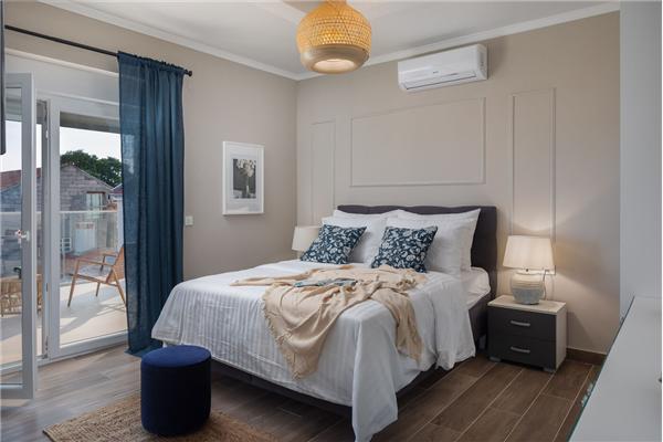 House K1, for 8 persons