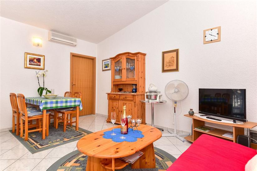 Apartment A2, for 4 persons