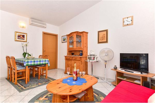 Apartment A2, for 4 persons