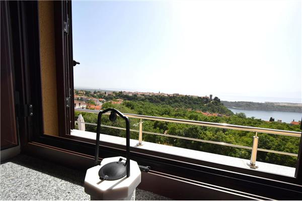 Apartment A2, for 6 persons