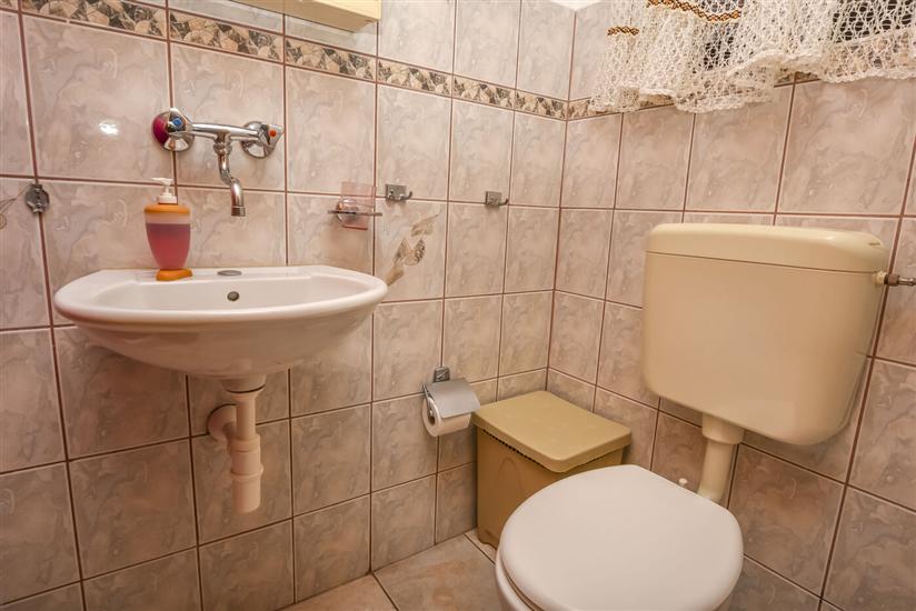 Apartment A5, for 2 persons