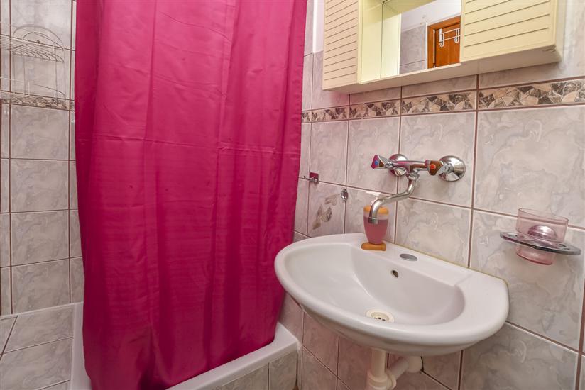 Apartment A5, for 2 persons