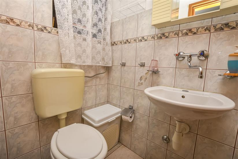 Apartment A6, for 2 persons