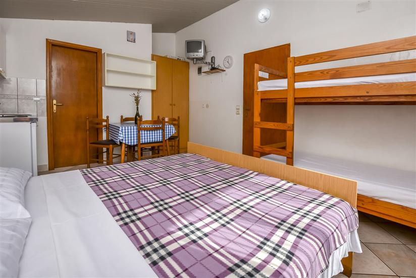 Apartment A6, for 2 persons