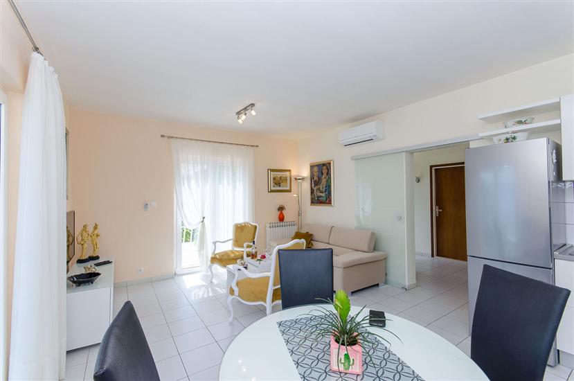 Apartment A1, for 4 persons