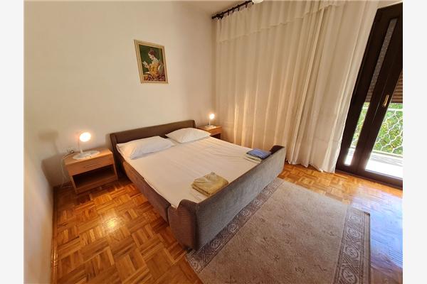 Apartment A1, for 8 persons