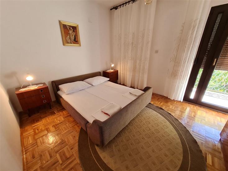 Apartment A1, for 8 persons