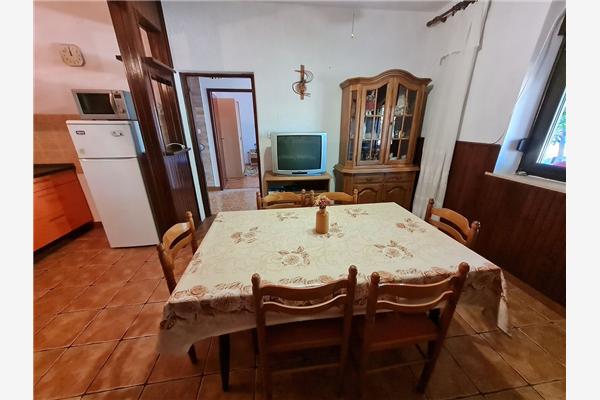 Apartment A1, for 8 persons