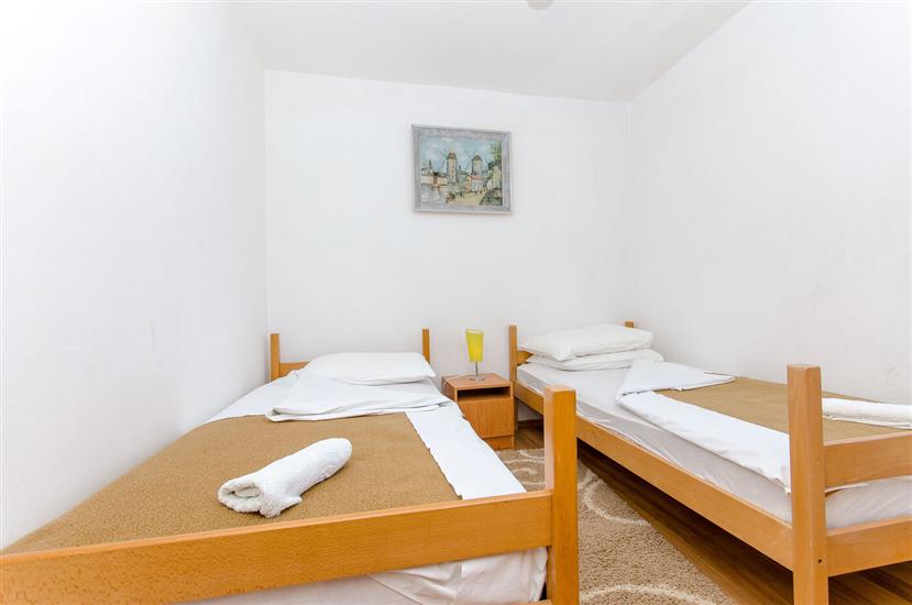 Apartment A1, for 10 persons