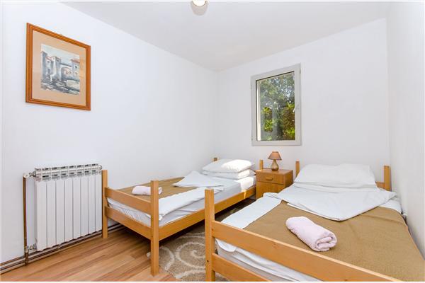 Apartment A1, for 10 persons