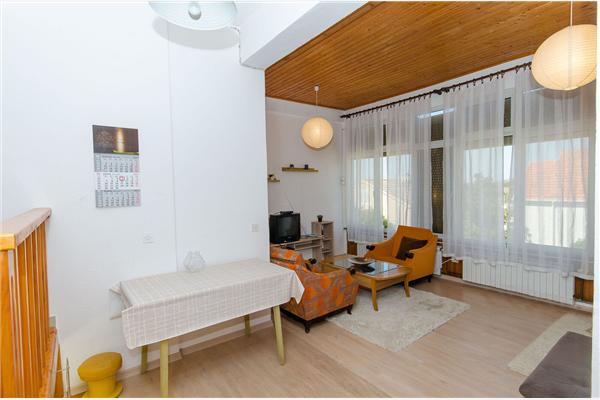 Apartment A1, for 10 persons