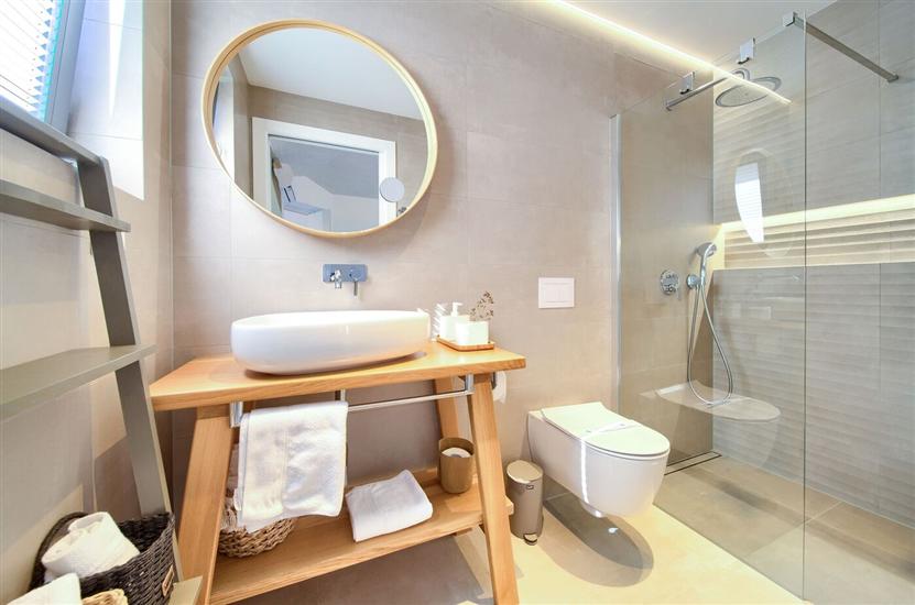 House K1, for 10 persons