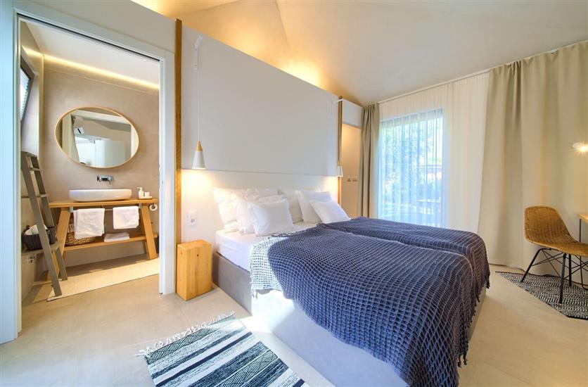 House K1, for 10 persons