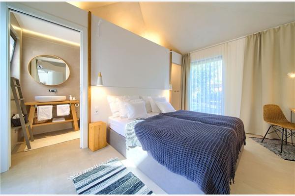 House K1, for 10 persons