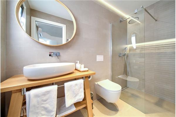 House K1, for 10 persons