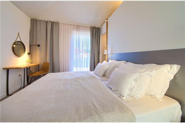 House K1, for 10 persons