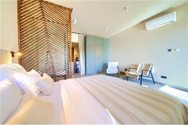 House K1, for 10 persons