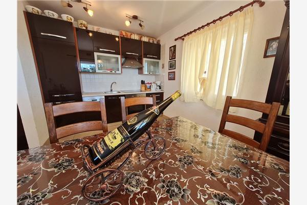 Apartment A3, for 6 persons