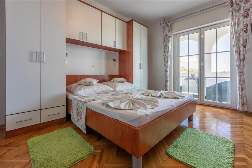 Apartment A6, for 2 persons