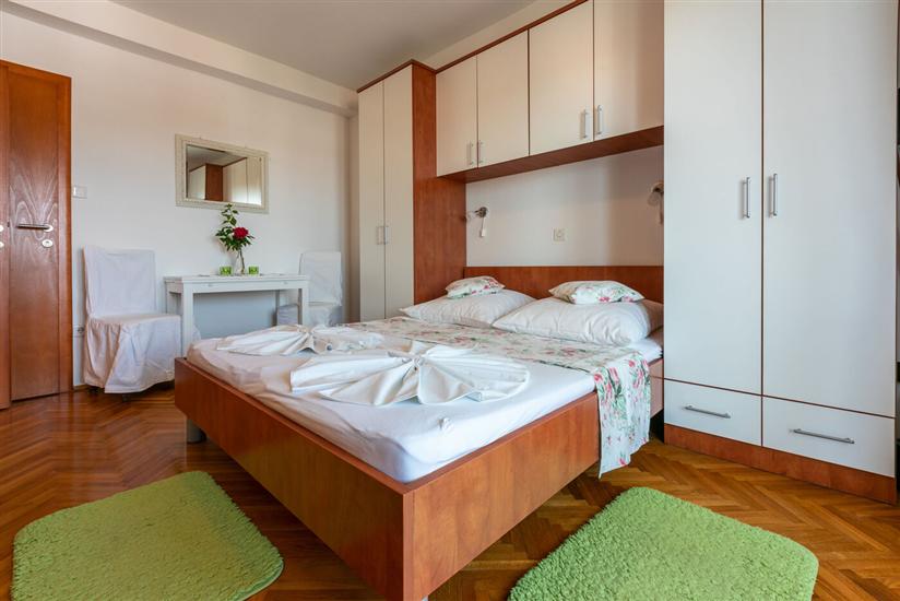 Apartment A6, for 2 persons