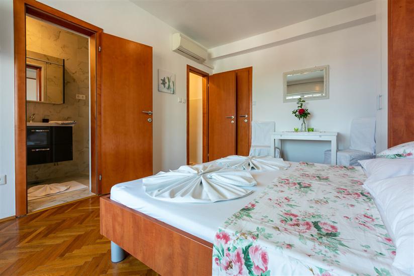 Apartment A6, for 2 persons