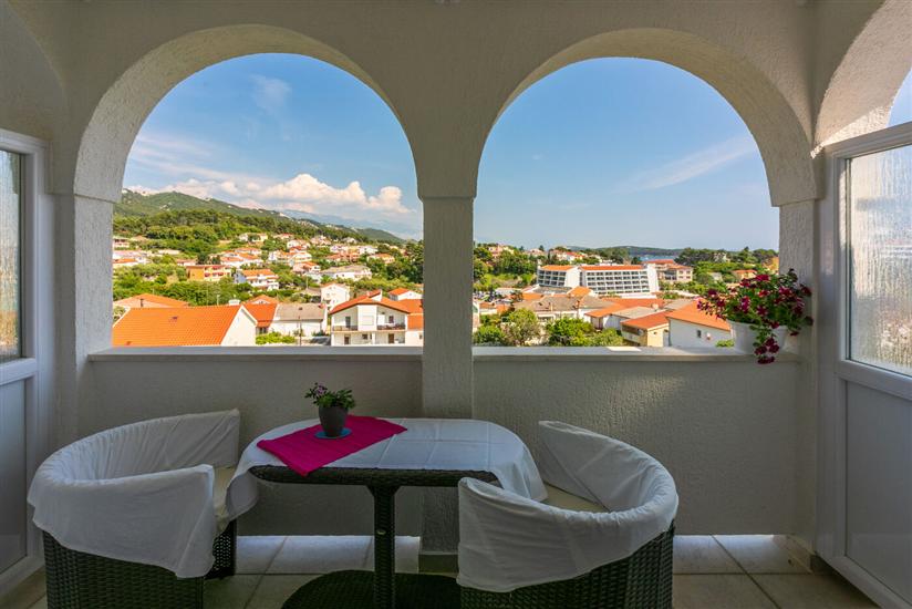 Apartment A6, for 2 persons