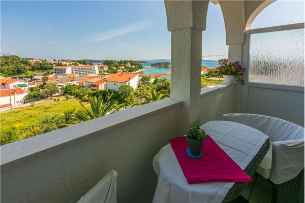 Apartment A6, for 2 persons