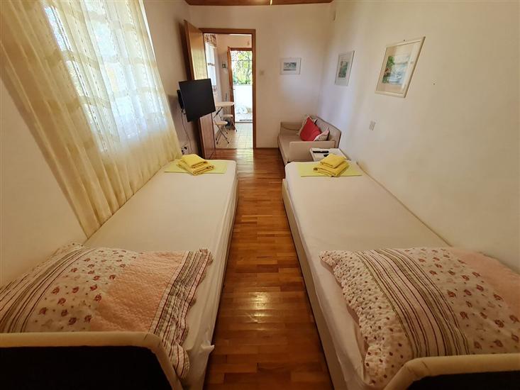 Apartment A1, for 2 persons