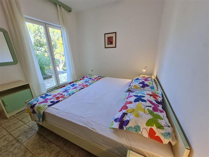 Apartment A2, for 6 persons