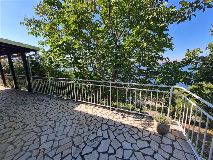 Apartment A2, for 6 persons