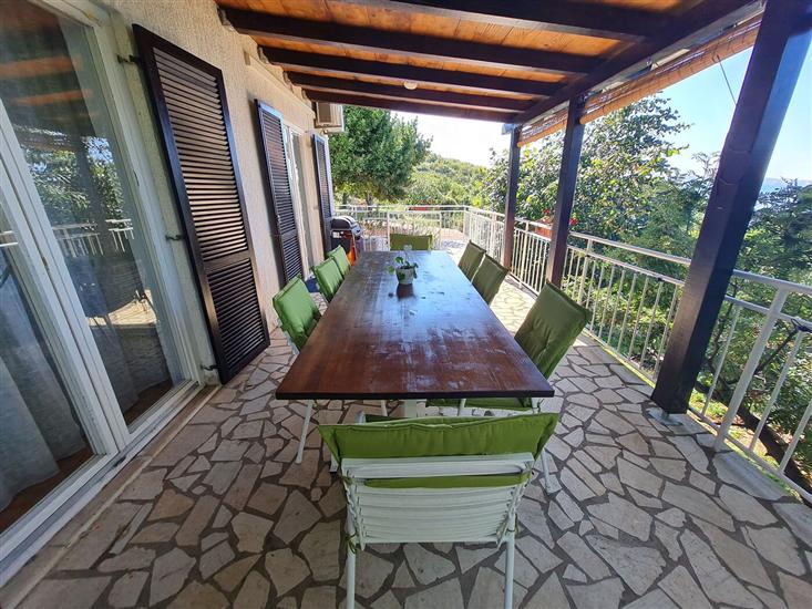 Apartment A2, for 6 persons