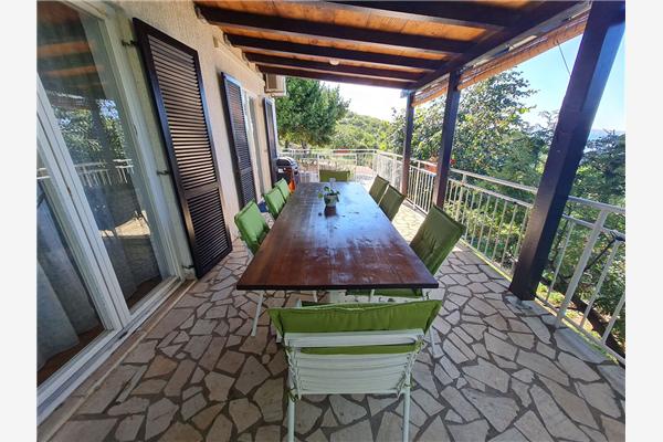 Apartment A2, for 6 persons