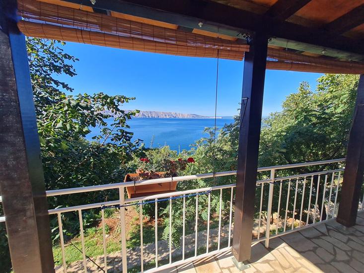 Apartment A2, for 6 persons