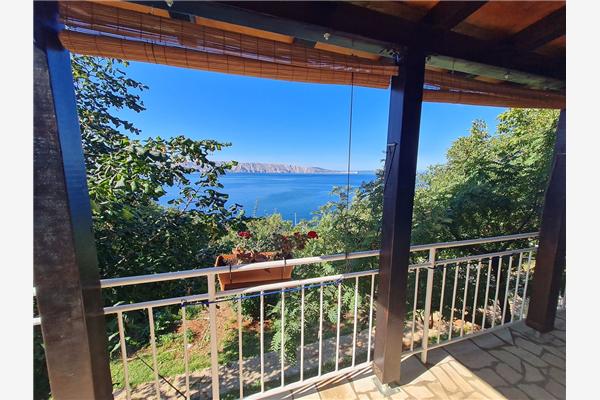 Apartment A2, for 6 persons