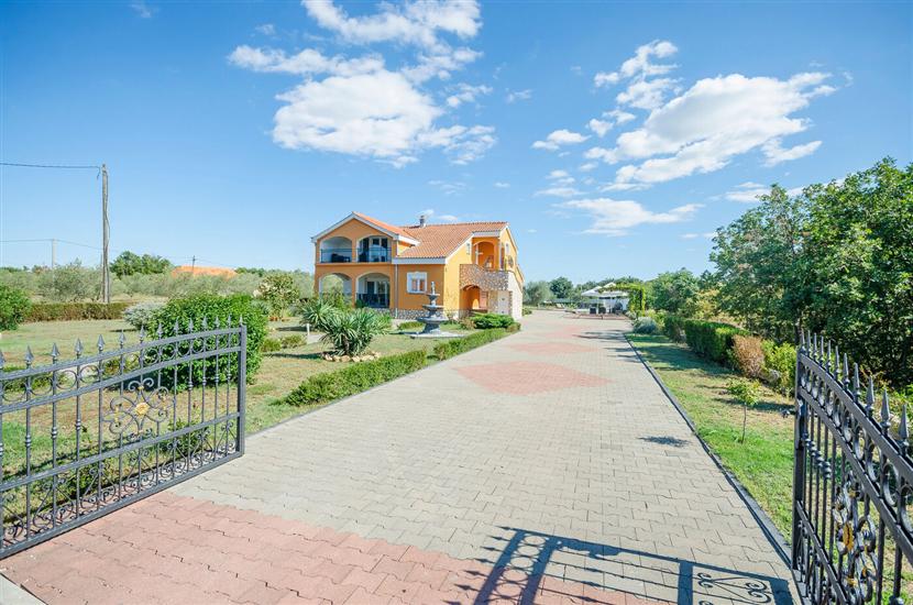 House Leonardo