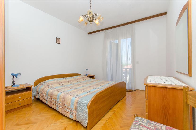 Apartment A1, for 8 persons
