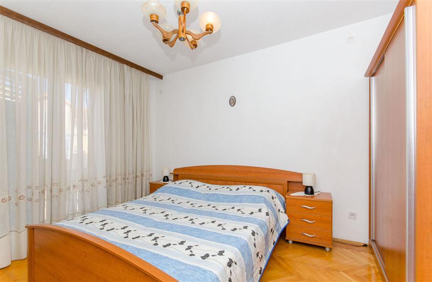 Apartment A1, for 8 persons