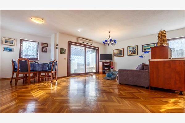 Apartment A1, for 6 persons