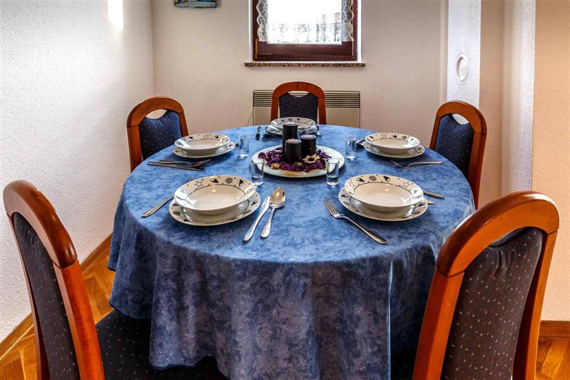 Apartment A1, for 6 persons