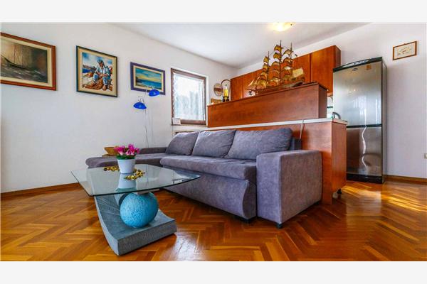 Apartment A1, for 6 persons