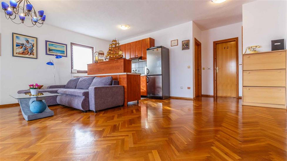 Apartment A1, for 6 persons
