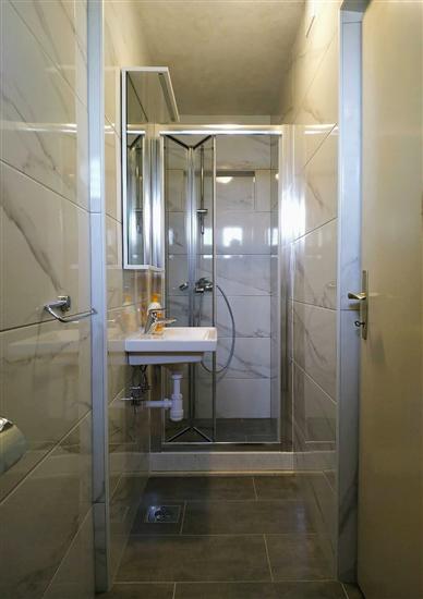 Apartment A1, for 7 persons