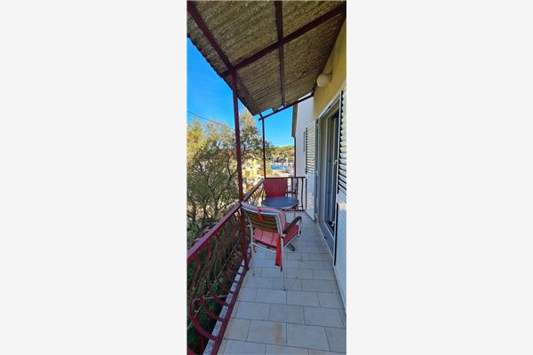 Room S1, for 2 persons