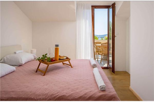 House K1, for 10 persons