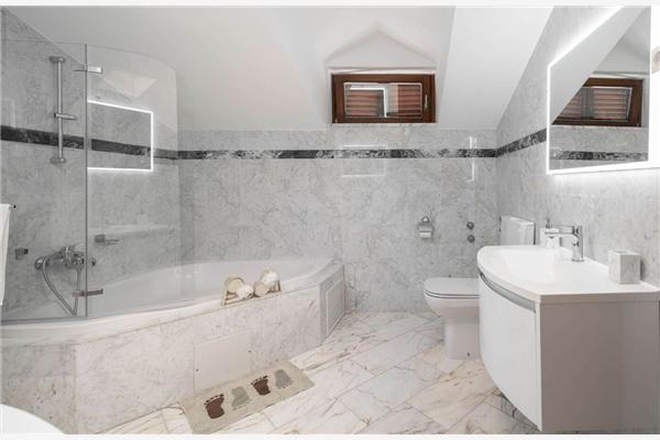 House K1, for 10 persons