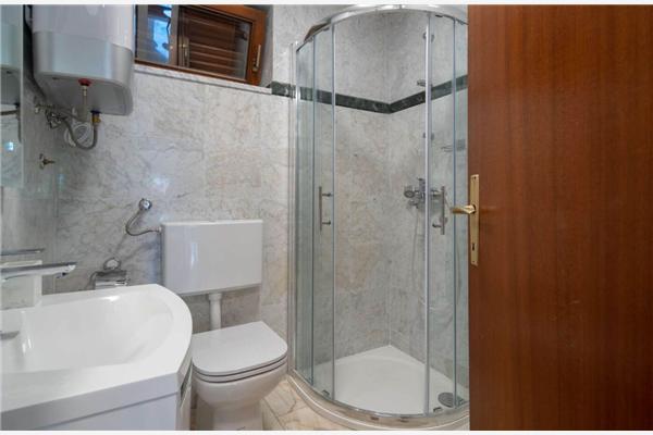 House K1, for 10 persons