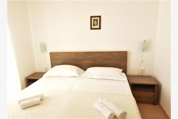 Room S5, for 2 persons